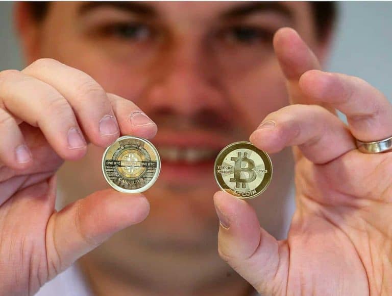 earn free bitcoin